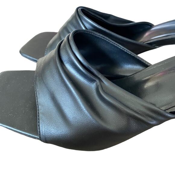 H Halston Luanda Vegan Black Leather Heels size 10 - Picture 6 of 8